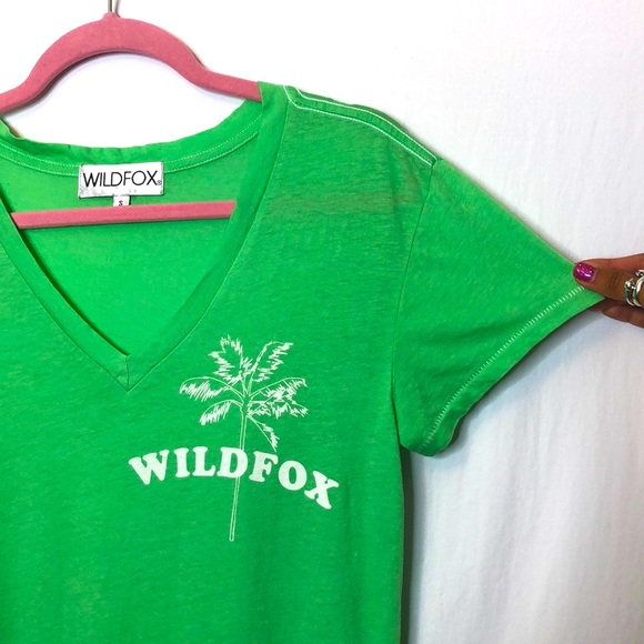 WILDFOX one-of-a-kind green palm tree t-shirt 💚 - Picture 5 of 7